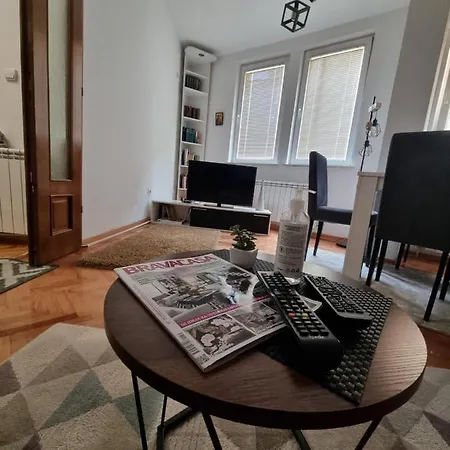 Veselinovic Free Parking