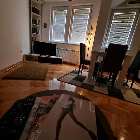 Veselinovic Free Parking * 브라네