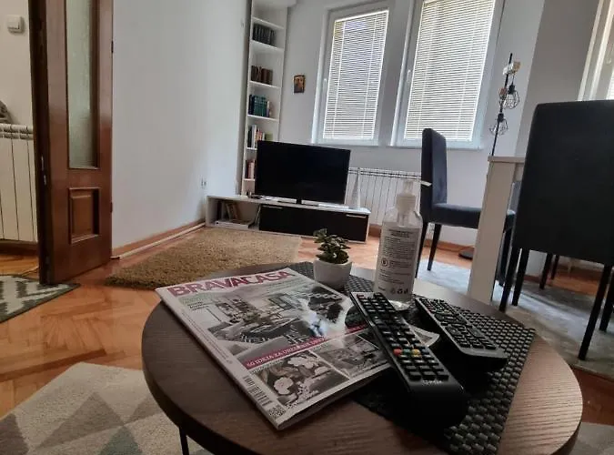 Veselinovic Free Parking